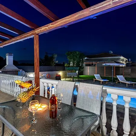 Bora Villa